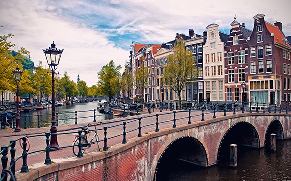 2 elektriciens beschikbaar in Amsterdam